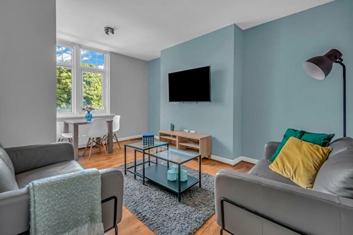 2 Bedroom Flat To Rent In London, SM6