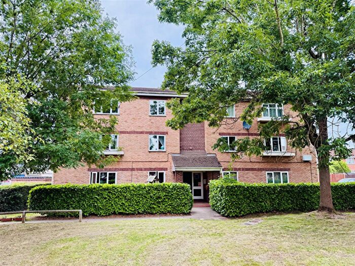 1 Bedroom Flat To Rent In Newbury Court, Hereford, HR4
