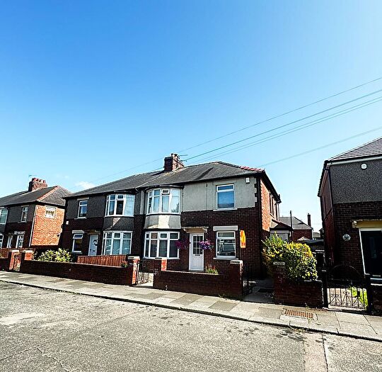 2 Bedroom Flat For Sale In Edwin Grove, Wallsend, NE28