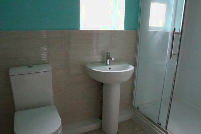 4 Bedroom Flat To Rent In Woodhouse Lane, Leeds, Woodhouse, LS2