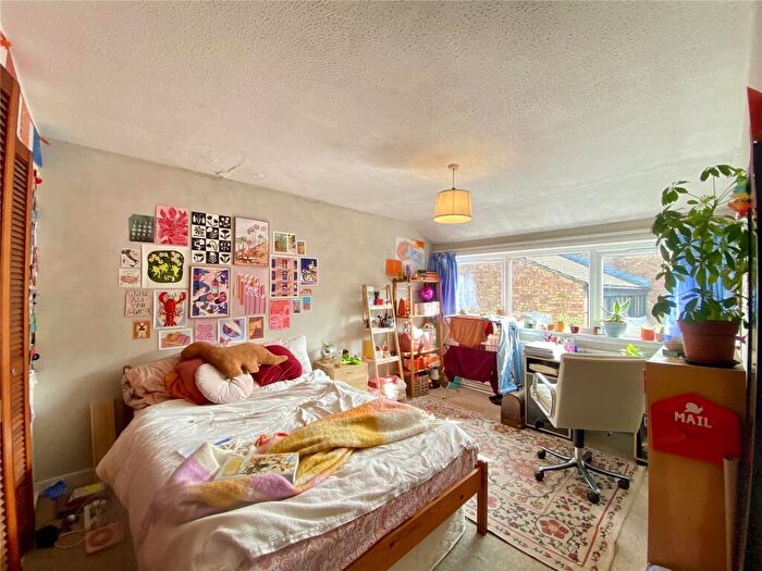 4 Bedroom House To Rent In High Kingsdown, Kingsdown, Bristol, BS2