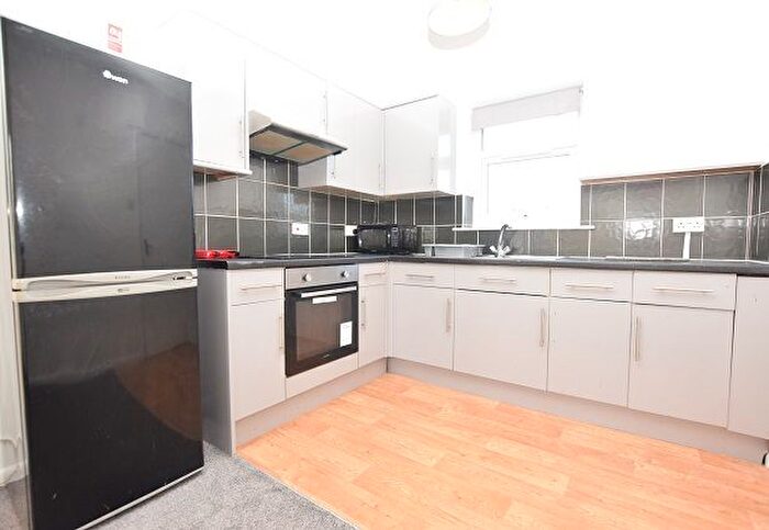 1 Bedroom Flat To Rent In Tollgate Court, Sheffield, S3