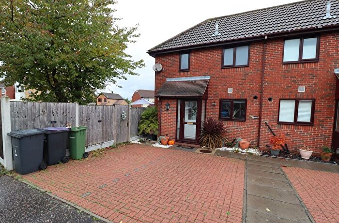 1 Bedroom Semi Detached House For Sale In Ashfield, Rayleigh, SS6