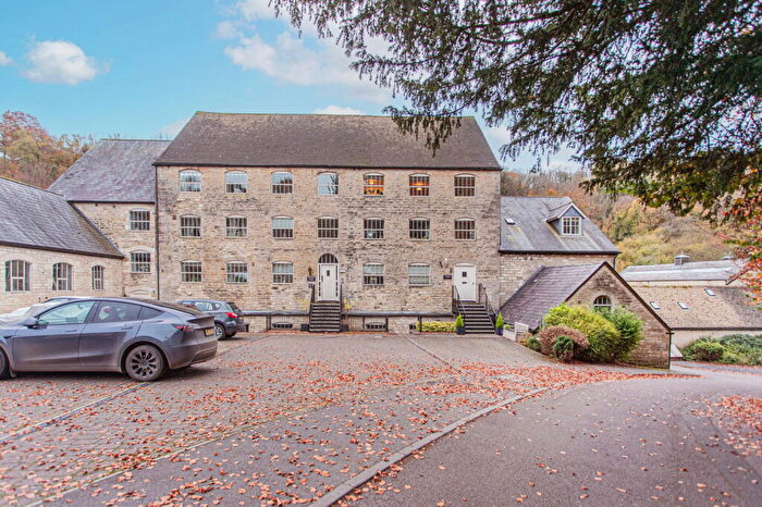 2 Bedroom Flat For Sale In Longfords Mill, Nr Minchinhampton, GL6