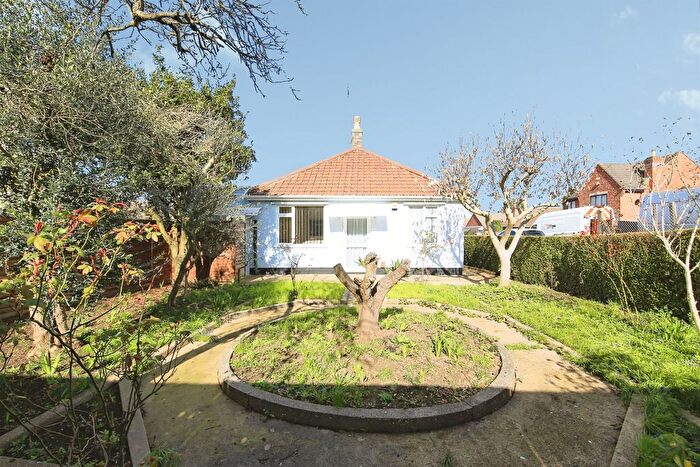 3 Bedroom Detached Bungalow For Sale In Springfield, Peterborough, PE2