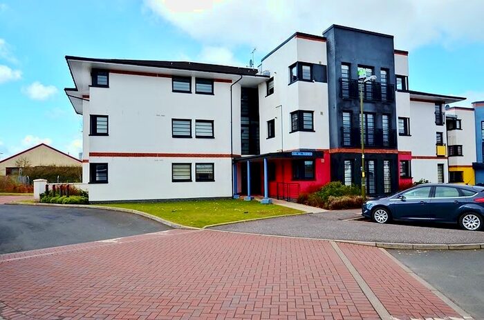 2 Bedroom Flat To Rent In Whiteside Court, Bathgate, EH48