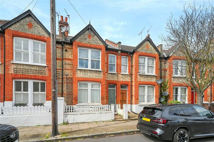 2 Bedroom Flat To Rent In Becklow Road, London, W12