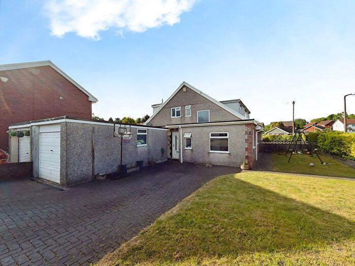 5 Bedroom Semi-Detached Bungalow For Sale In Weig Fach Lane, Fforestfach, Swansea, SA5