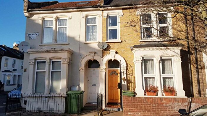 3 Bedroom Flat To Rent In Shirley Road, Stratford, E15