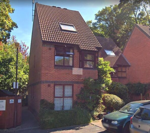 Property To Rent In Two Bedroom Flat, Grovelands Close, London, SE5