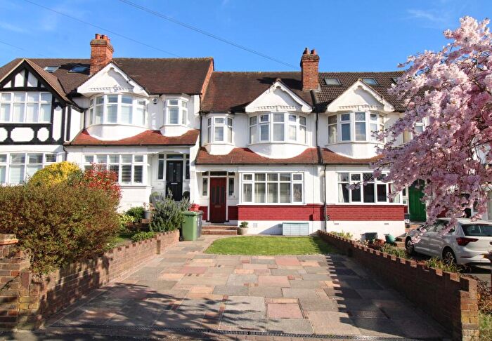 3 Bedroom Terraced House For Sale In Langley Way, West Wickham, BR4