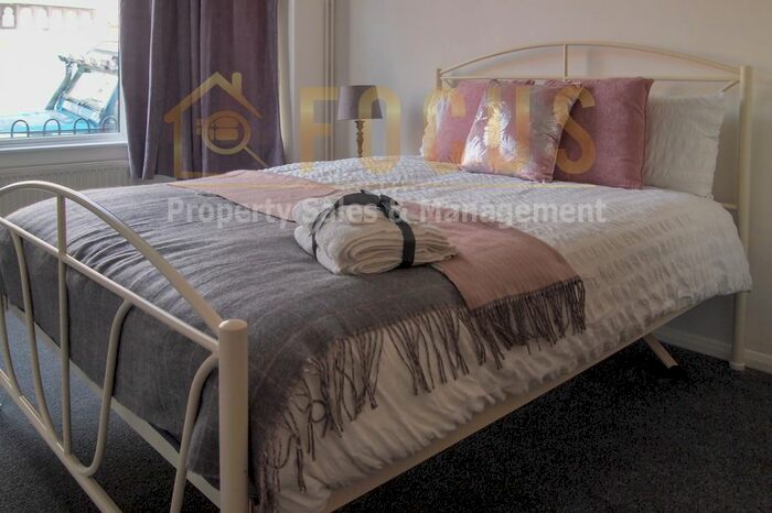 5 Bedroom Terraced House To Rent In Kimberley Road, Leicester, LE2