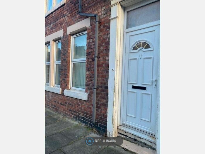 2 Bedroom Flat To Rent In Marshall Wallis Road, South Shields, NE33