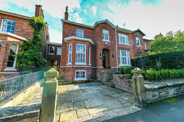 5 Bedroom Terraced House For Sale In Higher Downs, Altrincham, WA14