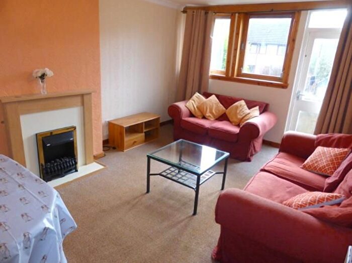 3 Bedroom Terraced House To Rent In Craigievar Crescent, Aberdeen, AB10
