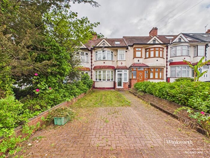 4 Bedroom Semi-Detached House To Rent In Dennis Avenue, Wembley, HA9