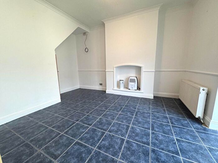 3 Bedroom Detached House For Sale In Lightbown Avenue, Blackpool, FY3