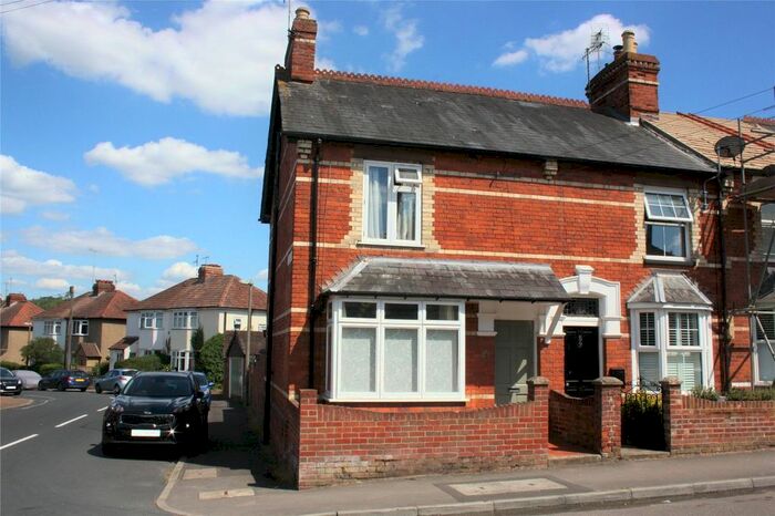 2 Bedroom End Of Terrace House To Rent In Harpsden Road, Henley-On-Thames, Oxfordshire, RG9