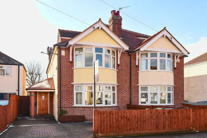 5 Bedroom Semi-Detached House To Rent In Ramsay Road, Headington, OX3