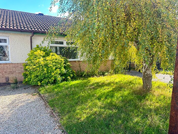 2 Bedroom Bungalow To Rent In Ash Crescent, Nuthall, Nottingham, NG16