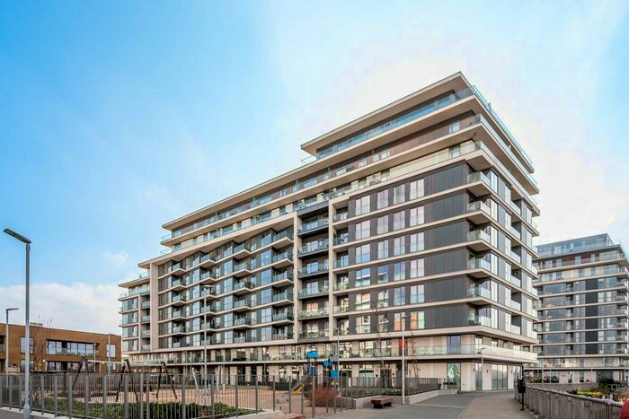 2 Bedroom Flat To Rent In Harrison Walk, Greenwich, London, SE10