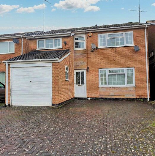 4 Bedroom Detached House To Rent In Copeland Avenue, Leicester, Leicestershire, LE3