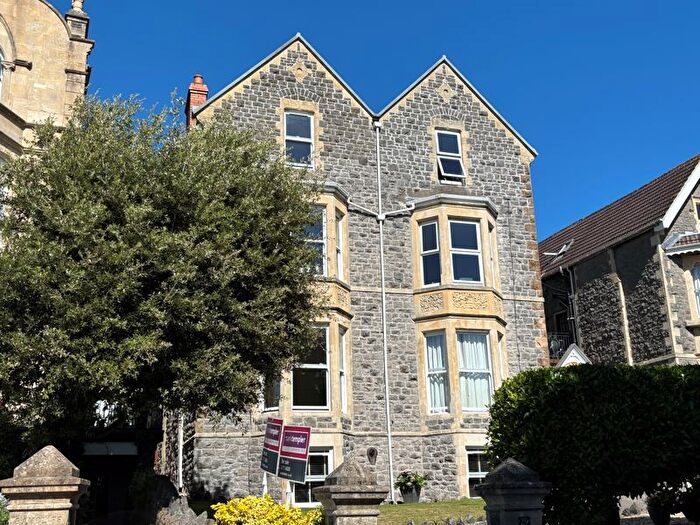 1 Bedroom Flat To Rent In Victoria Road, Clevedon, BS21