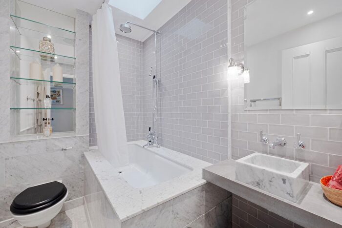 2 Bedroom Flat For Sale In Gatti House, The Strand, Covent Garden, London, United Kingdom, WC2R