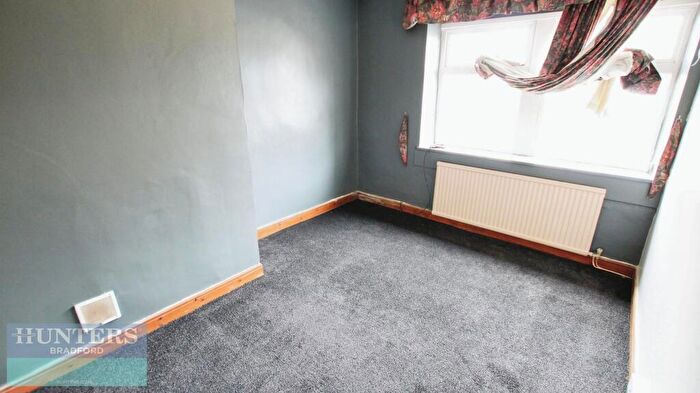 2 Bedroom Cottage To Rent In Cranford Place, Wilsden, Bradford, BD15