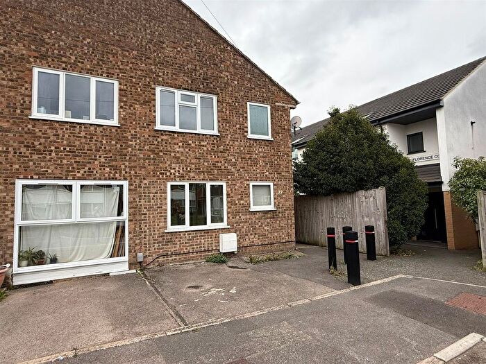 4 Bedroom Property To Rent In Norton Close, Headington, OX3