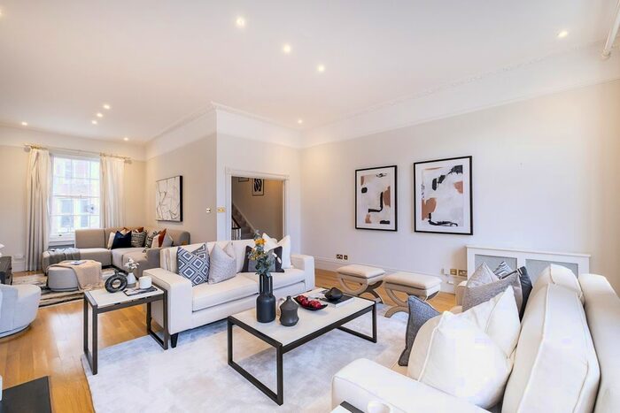 5 Bedroom Terraced House To Rent In Hereford Square, London, SW7