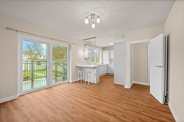 3 Bedroom Semi Detached House To Rent In Sydney Road, Abbey Wood, SE2