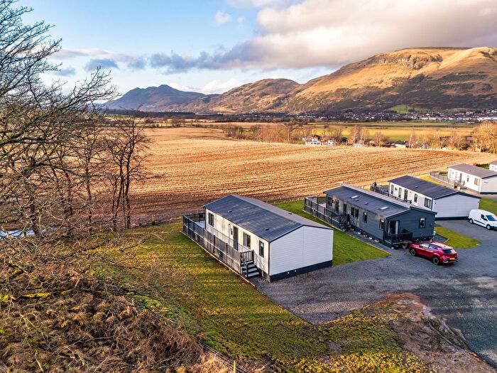 2 Bedroom Mobile/park Home For Sale In The Woods Caravan Park, Diverswell Farm, FK10