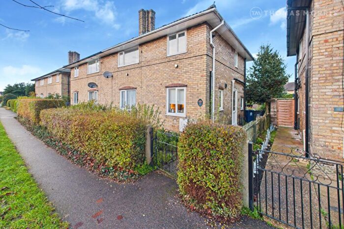 3 Bedroom Semi Detached House For Sale In Ferrars Avenue, Eynesbury, St. Neots, Cambridgeshire, PE19