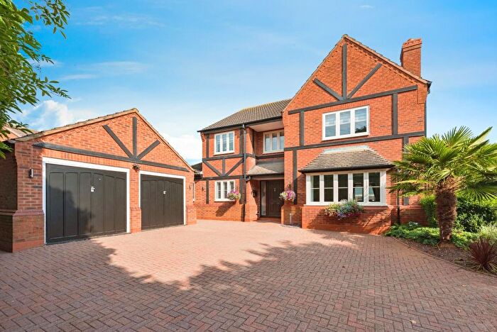 5 Bedroom Property For Sale In Main Street, Stonnall, Walsall, WS9