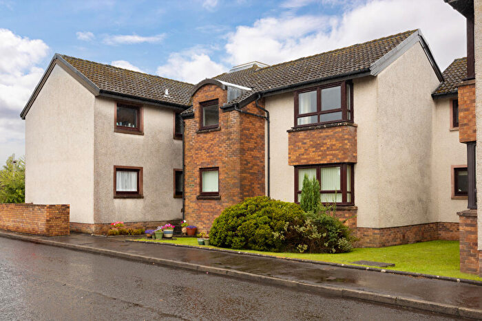 1 Bedroom Flat For Sale In Millerslea Gardens, Helensburgh, Argyll And Bute, G84