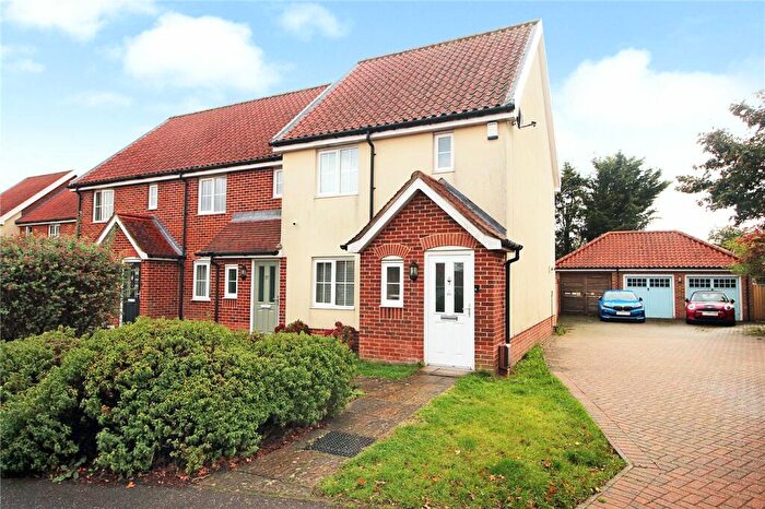 2 Bedroom End Of Terrace House For Sale In McKee Drive, Tacolneston, Norwich, Norfolk, NR16
