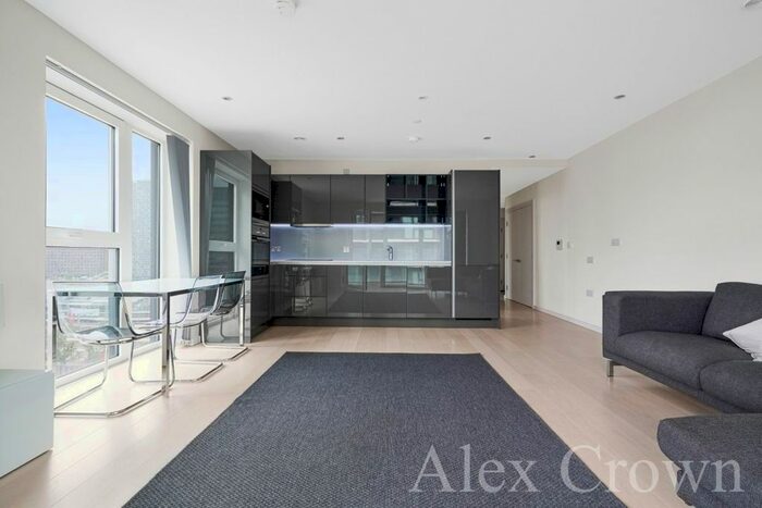1 Bedroom Flat To Rent In Cassia Point, Glasshouse Gardens, Stratford, E20