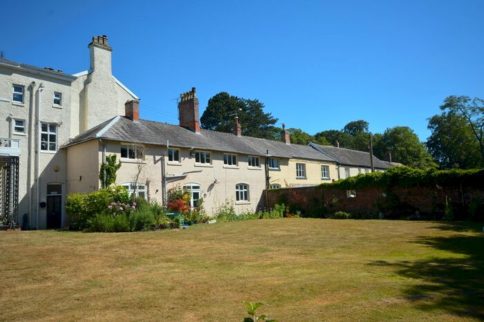 2 Bedroom Flat To Rent In Park Lane, Sandbach, CW11