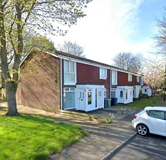 2 Bedroom Flat To Rent In Membury Close, Moorside, Sunderland, SR3