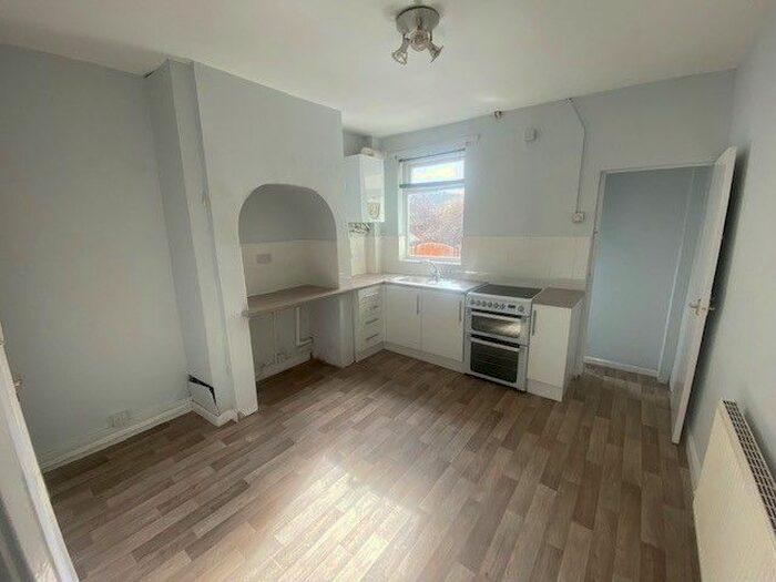 2 Bedroom Terraced House To Rent In Kimberworth Road, Kimberworth, S61