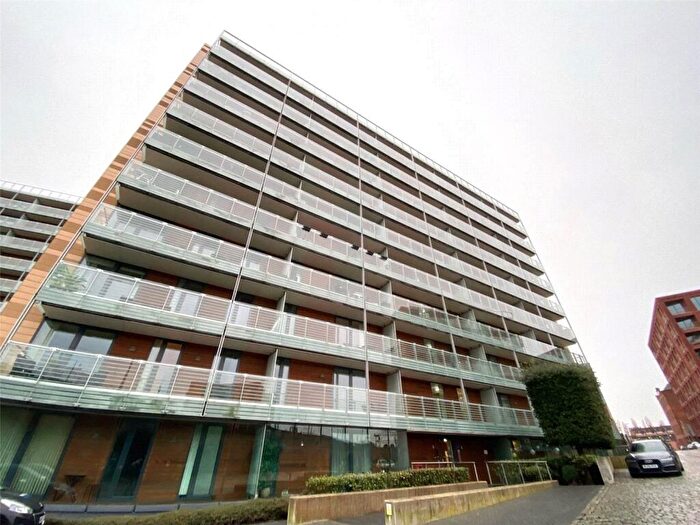 2 Bedroom Apartment To Rent In Block St Georges Island, Salford, M15