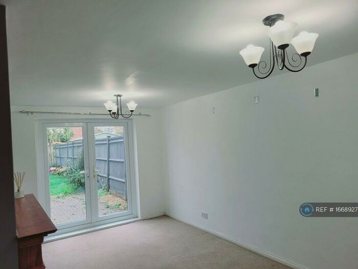 3 Bedroom End Of Terrace House To Rent In Wonston Road, Southampton, SO16