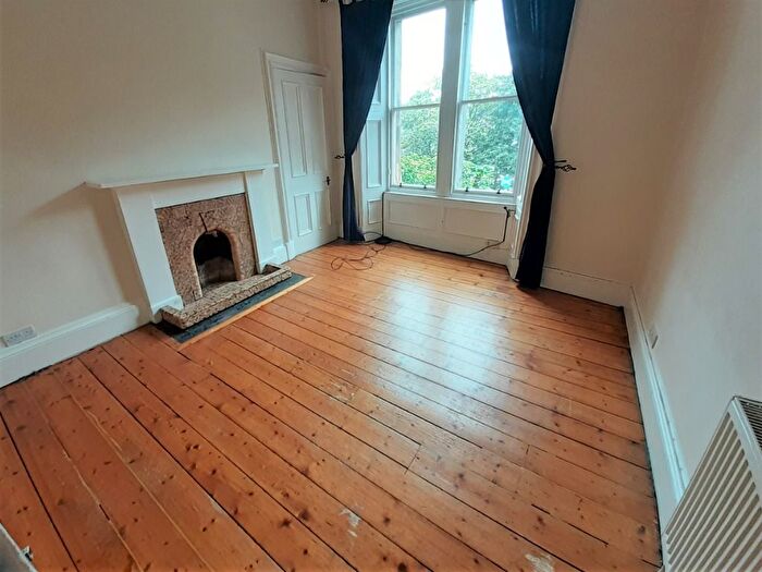 2 Bedroom Flat To Rent In Marchmont Crescent, Marchmont, Edinburgh, EH9