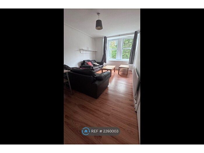 3 Bedroom Flat To Rent In Wilton Street, Glasgow, G20