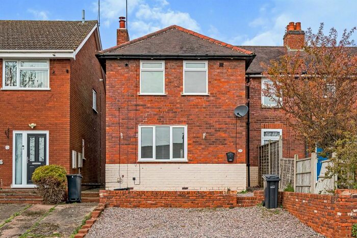 2 Bedroom End Of Terrace House For Sale In Francis Road, Wollaston, Stourbridge, DY8