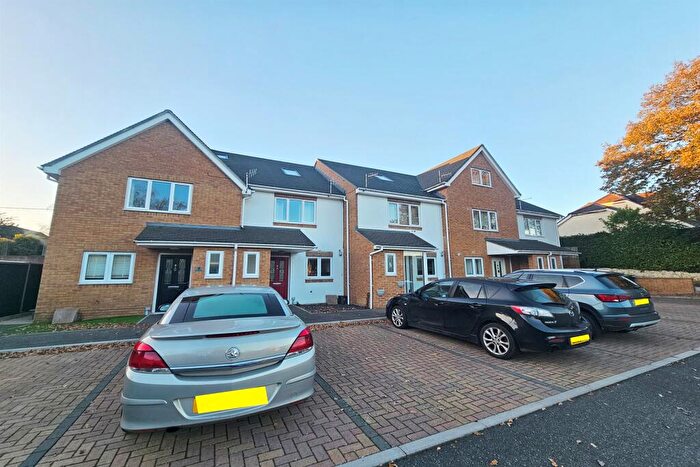 3 Bedroom Terraced House To Rent In Corfe Mullen, BH21