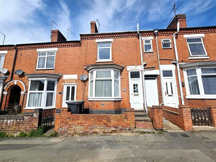 2 Bedroom Terraced House To Rent In Queen Street, Rushden, Northants, NN10