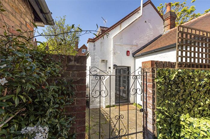 2 Bedroom Semi-Detached House For Sale In Queen Annes Gardens, Bedford Park, London, W4