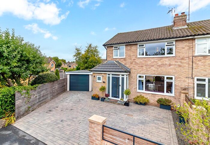 3 Bedroom Semi Detached House For Sale In Wayside Close, Harrogate, HG2